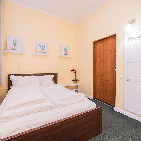Station Self Check-In Apartments Аеропорт Вільнюс Екстер'єр фото