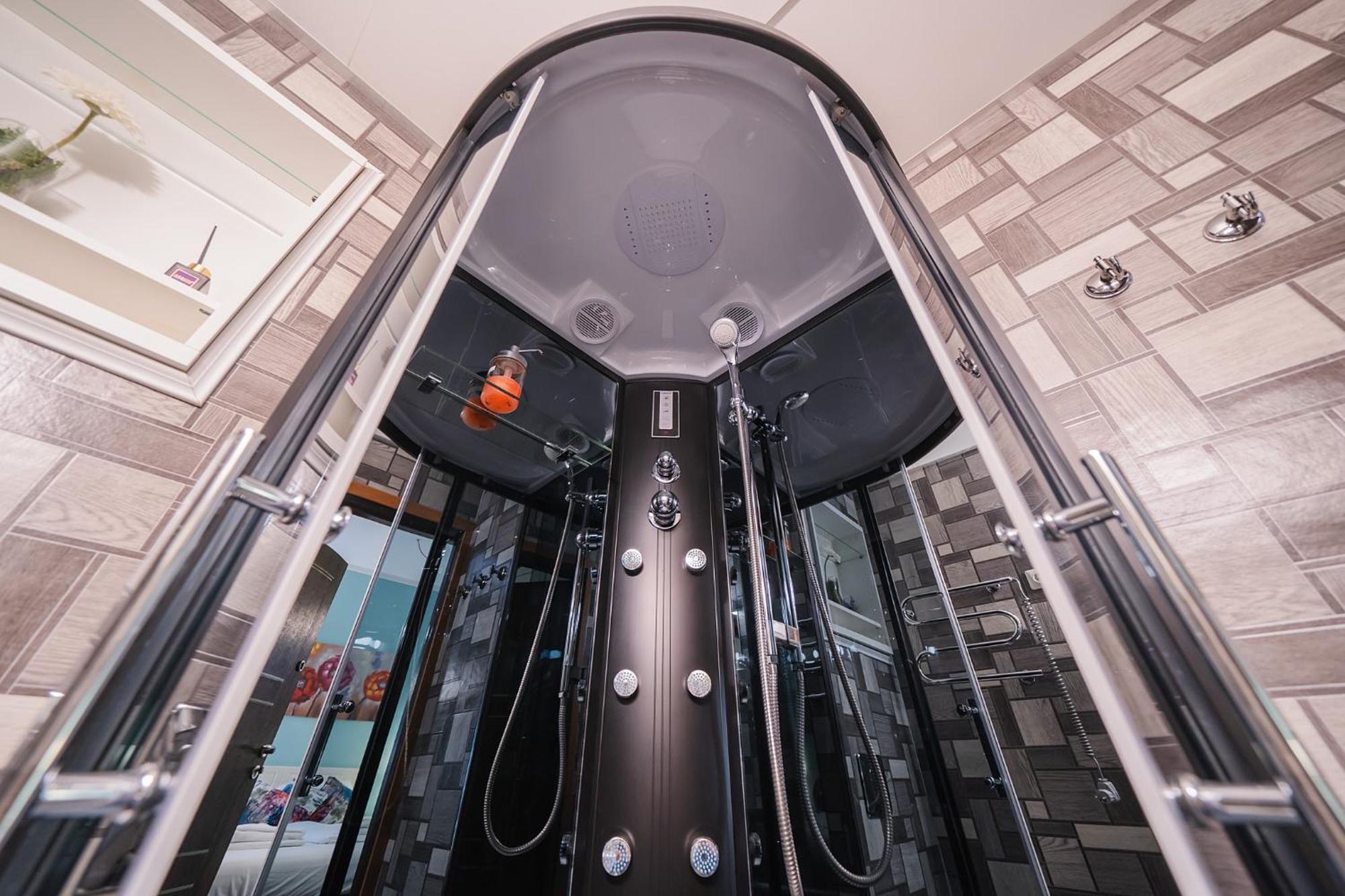 Station Self Check-In Apartments Аеропорт Вільнюс Екстер'єр фото